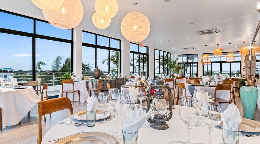 Muna Restaurant - Mediterranean restaurant in Cabo San Lucas, Los Cabos