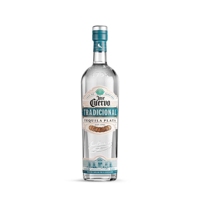 Jose Cuervo Tradicional Plata Tequila 695 ml